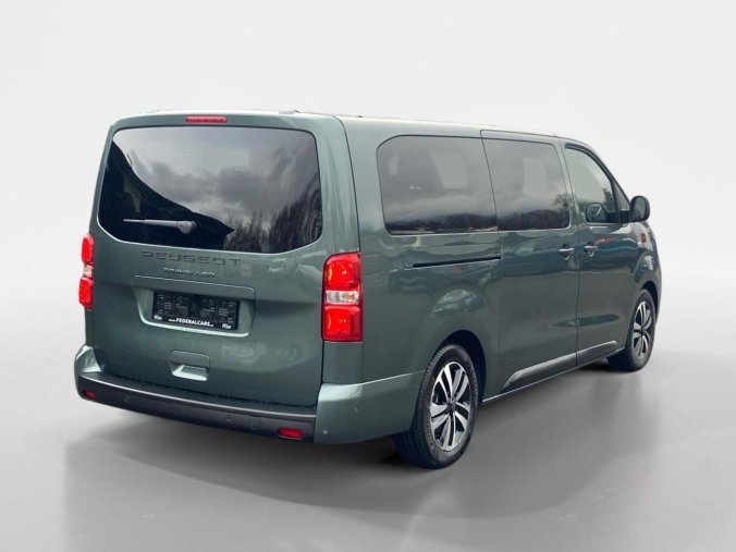 Peugeot Traveller, Peugeot Traveller Allure Long 2.0 BlueHDi 180, barva zelená