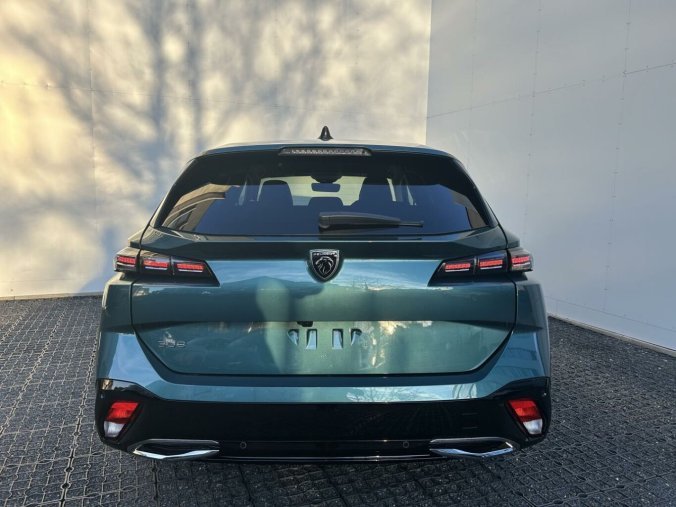 Peugeot 308, Peugeot 308 SW ALLURE BlueHDi 130k EAT8, barva zelená