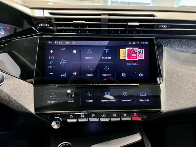 Peugeot 408, Peugeot 408 ALLURE Hybrid 136k Automat, barva modrá