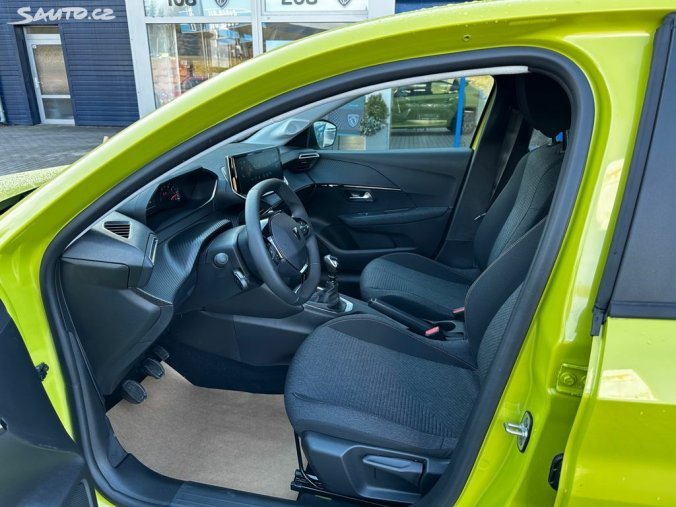 Peugeot 208, Peugeot 208 STYLE PureTech 100 S&S MAN6, barva žlutá