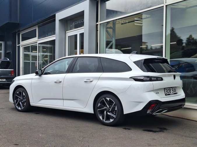 Peugeot 308, Peugeot 308 SW ALLURE 1.2 PT 130K MAN6, barva bílá