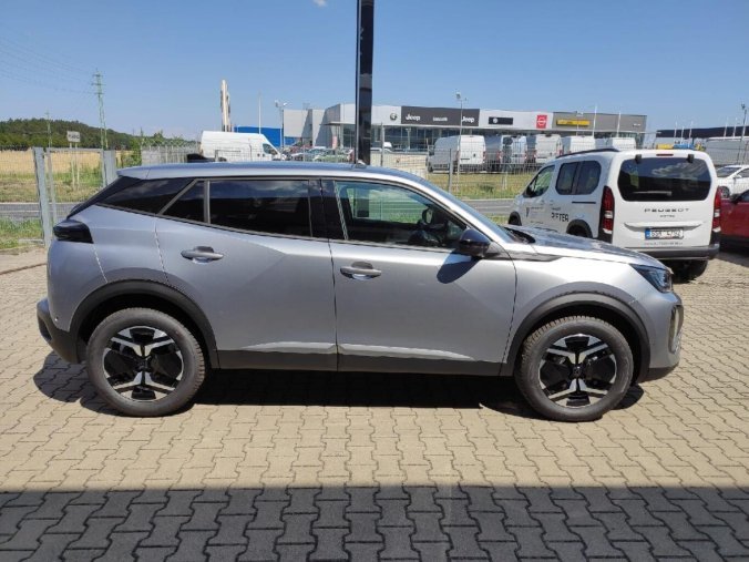 Peugeot 2008, Peugeot 2008 ALLURE 1.2 TURBO 100k 2xkamera, barva stříbrná