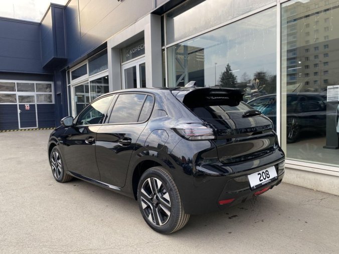 Peugeot 208, Peugeot 208 ALLURE Hybrid 110 e-DCS6, barva černá