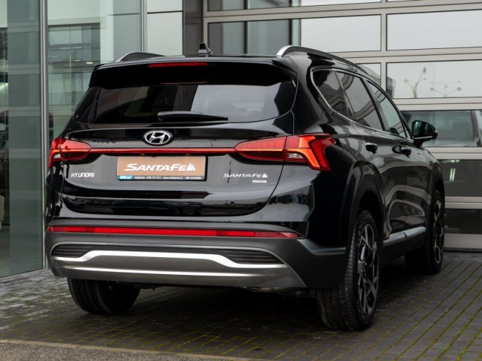 Hyundai Santa Fe, 2,2 CRDi 4×4 142 kW 8DCT, barva černá