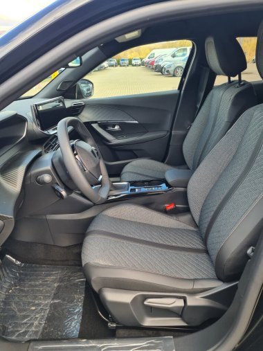 Peugeot 2008, Peugeot 2008 2008 Allure 100k. MAN6, barva černá