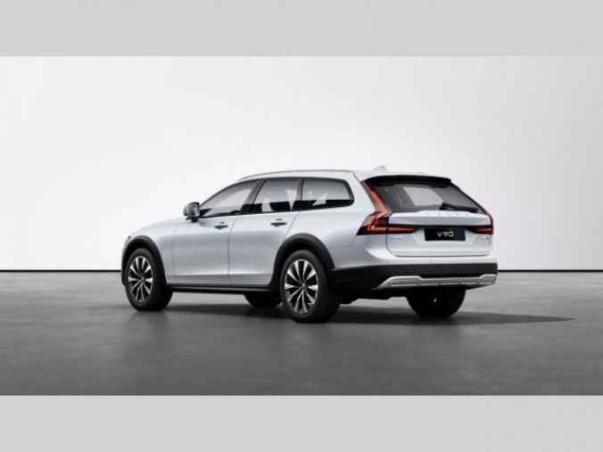 Volvo V90, B4 2.0L 197+14 HP AT8 AWD CROS, barva bílá