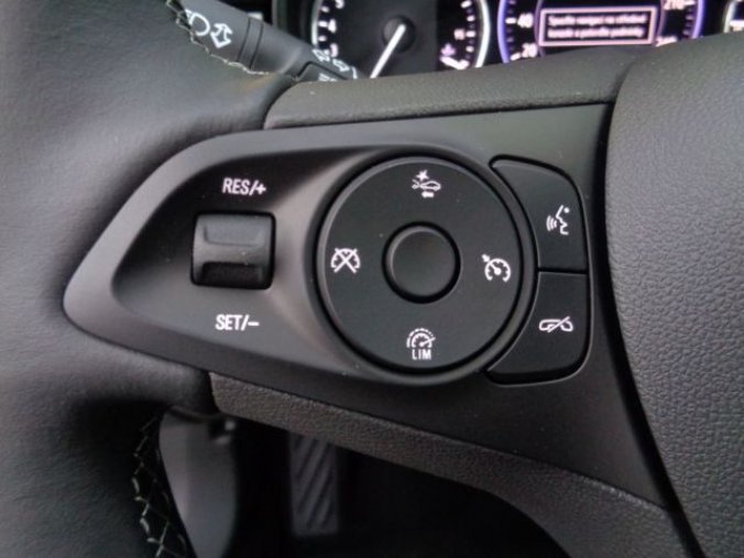 Opel Astra, K Sports Tourer Elegance F 12, barva bílá