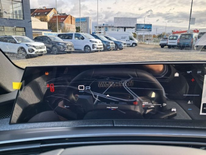 Peugeot 3008, Peugeot 3008 3008 GT Hybrid 145 e-DCS6, barva šedá