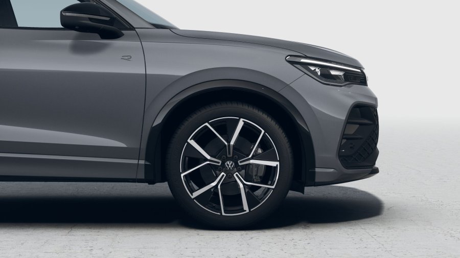 Volkswagen Tiguan, Tiguan R-Line 2,0 TSI 150 kW 4MOT, barva šedá