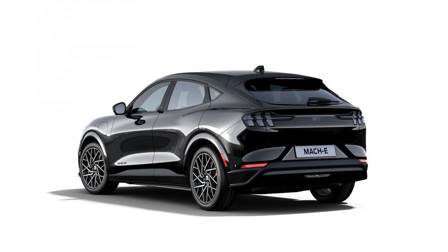 Ford Mustang, MACH-E GT, 5dveřová, 98,7 kWh prodloužený dojezd 358 kW/487 k, automatická, 4WD, barva černá