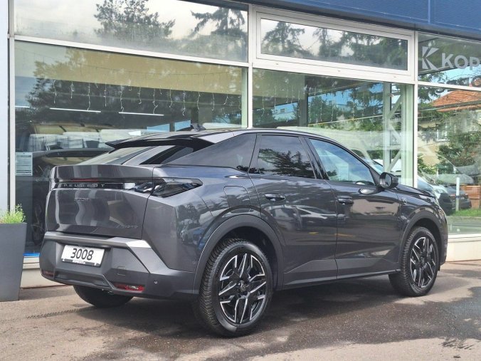 Peugeot 3008, Peugeot 3008 GT Hybrid 136 e-DCS6, barva šedá