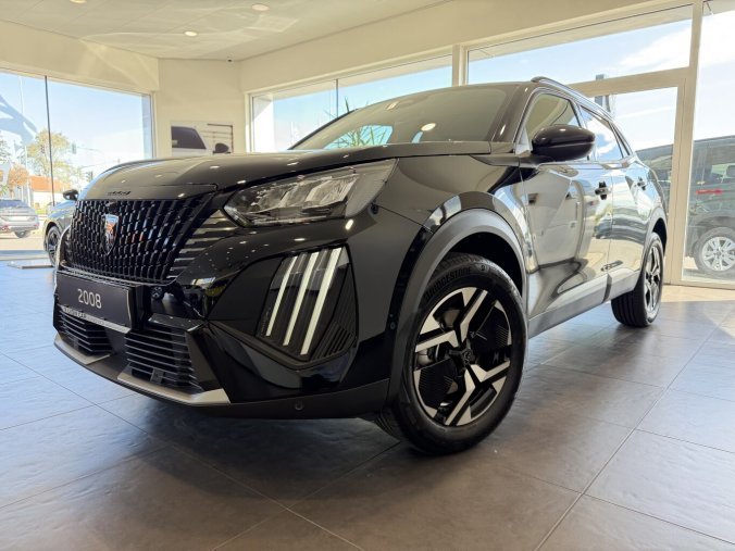 Peugeot 2008, Peugeot 2008 Allure Turbo 100 koní, barva černá