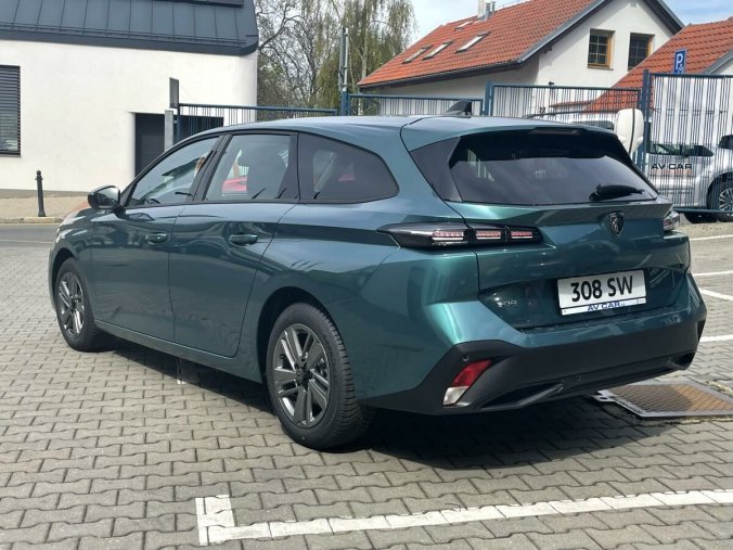 Peugeot 308, Peugeot 308 SW ACTIVE PureTech 130k EAT8, barva modrá