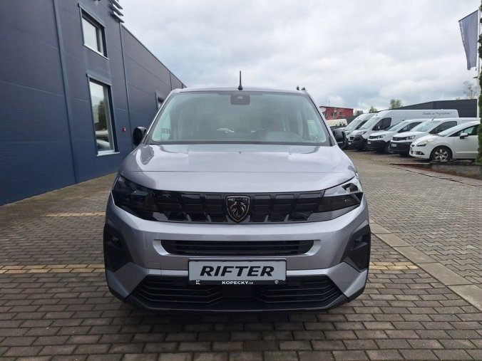 Peugeot Rifter, Peugeot Rifter LONG ALLURE BHDi 130 EAT8, barva šedá