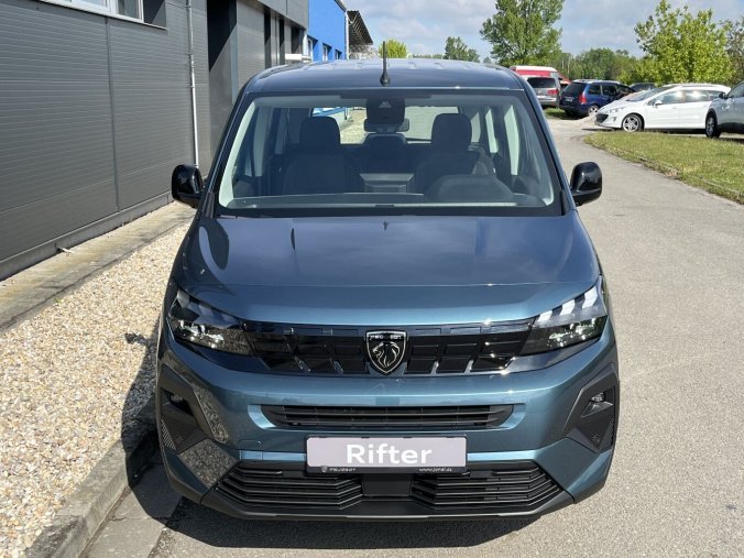 Peugeot Rifter, Peugeot Rifter LONG ALLURE BlueHDi 130 S&S EAT8 s homologací N1, barva modrá