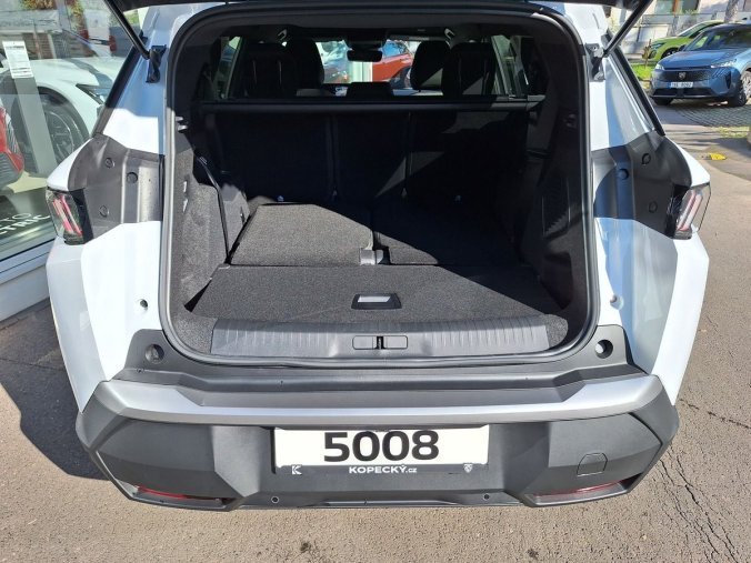 Peugeot 5008, Peugeot 5008 ALLURE Hybrid 145 e-DCS6, barva bílá