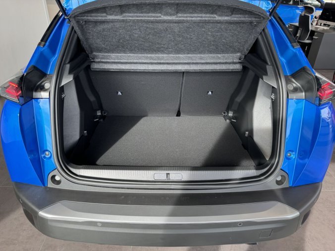 Peugeot 2008, Peugeot 2008 ALLURE, Pack Vision, Grip Control, barva modrá