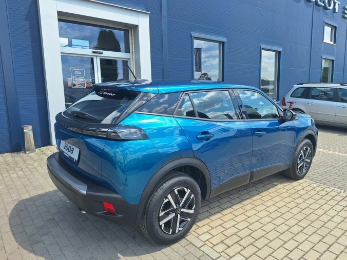 Peugeot 2008, Peugeot 2008 STYLE PureTech 100 M6, barva modrá