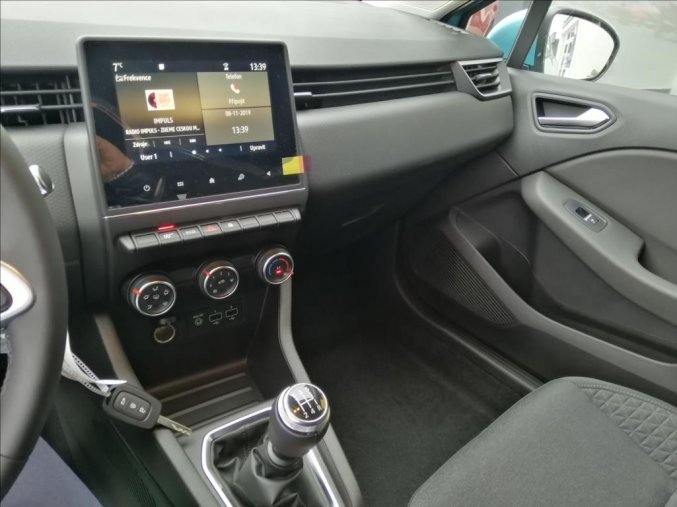 Renault Clio, 1,0   Zen TCe 90, barva modrá