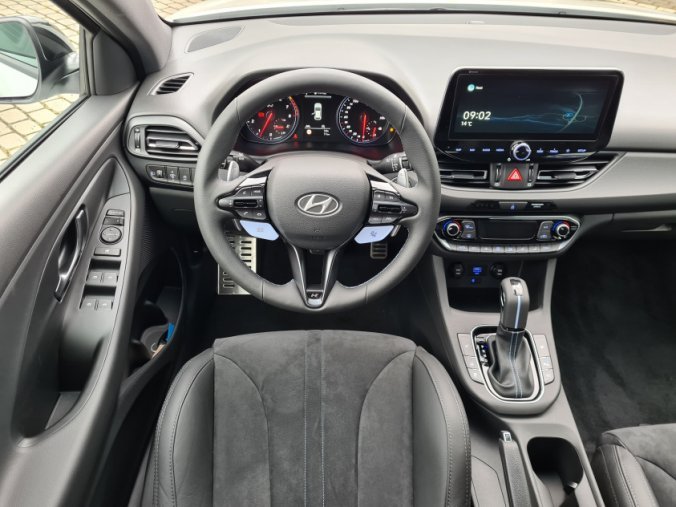 Hyundai i30, 2,0 T-GDI 206 kW MT, barva bílá