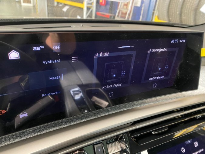 Peugeot 3008, Peugeot 3008 GT Hybrid 145k - MAX VÝBAVA! - 0400, barva černá