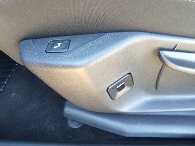 Peugeot 5008, Peugeot 5008 ALLURE Hybrid 136 e-AUT6 NAVI, barva modrá