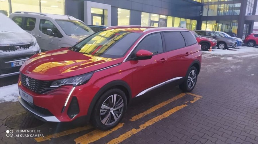 Peugeot 5008, 1.2 PureTech 130k Allure EAT8, barva červená