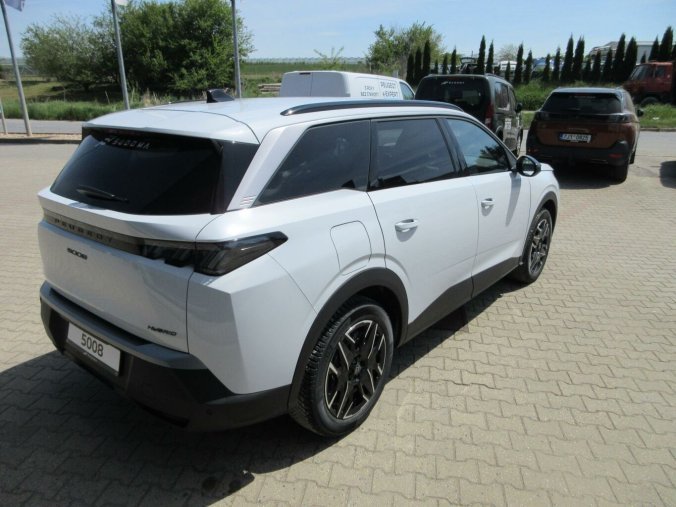 Peugeot 5008, Peugeot 5008 ALLURE Hybrid 145 e-DCS6, barva bílá