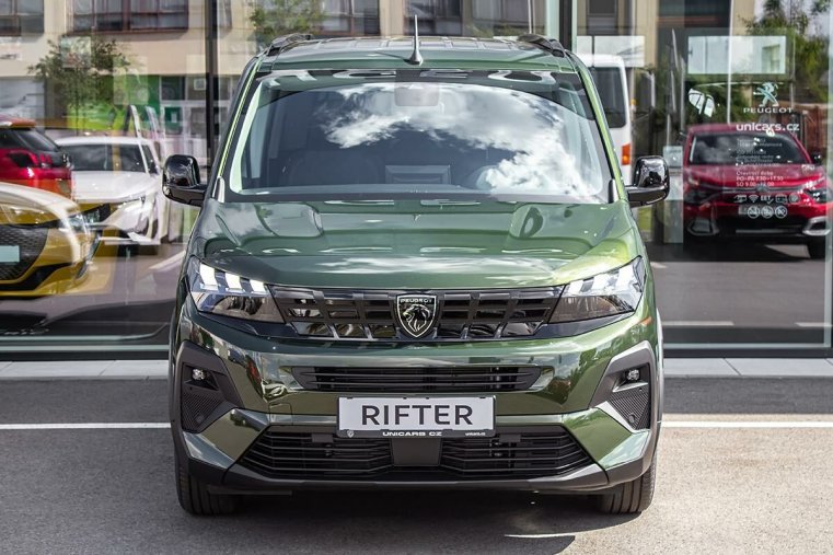 Peugeot Rifter, Peugeot Rifter 1,5 ALLURE BHDi130 S&S M6 N1, barva zelená