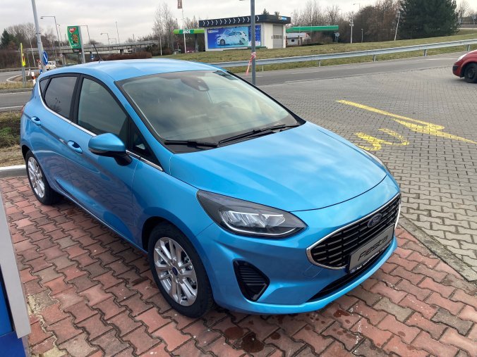 Ford Fiesta, Titanium, 5dveřová, 1,0 EcoBoost Hybrid (mHEV) 92 kW/125 k, 6st. manuální, barva modrá