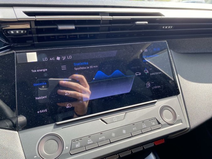 Peugeot 408, Peugeot 408 ALLURE Plug-in HYBRID e-EAT8, barva černá