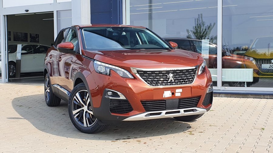 Peugeot 3008, ALLURE PureTech 130 MAN6, barva oranžová