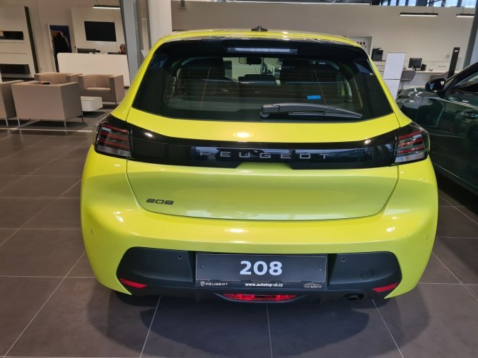 Peugeot 208, Peugeot 208 STYLE PureTech 75 S&S MT5, barva žlutá