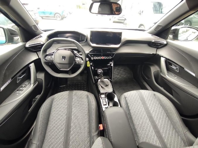 Peugeot 2008, Peugeot 2008 ALLURE 1.2 100k MAN6, barva modrá