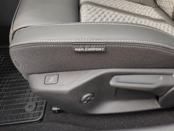 Peugeot 308, Peugeot 308 SW ALLURE NEW 1.5 HDI AUT8, barva šedá