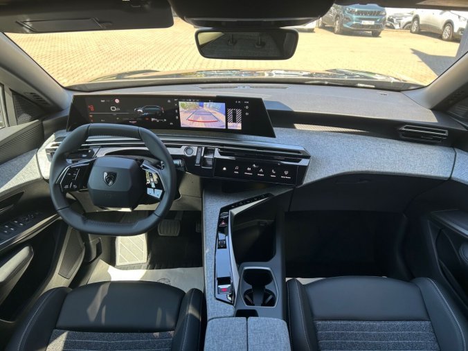 Peugeot 3008, Peugeot 3008 ALLURE Hybrid 145k e-DCS6, barva šedá