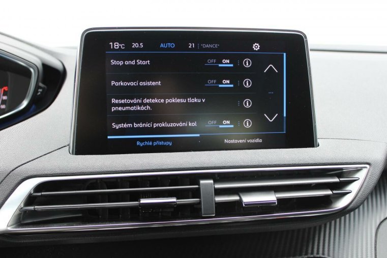 Peugeot 5008, Peugeot 5008 ACTIVE PACK 1.2 automat 130k, barva modrá