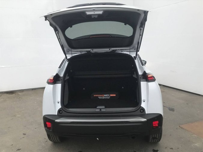 Peugeot 2008, Peugeot 2008 ALLURE Hybrid  1,2 145 e-DCS6, barva bílá