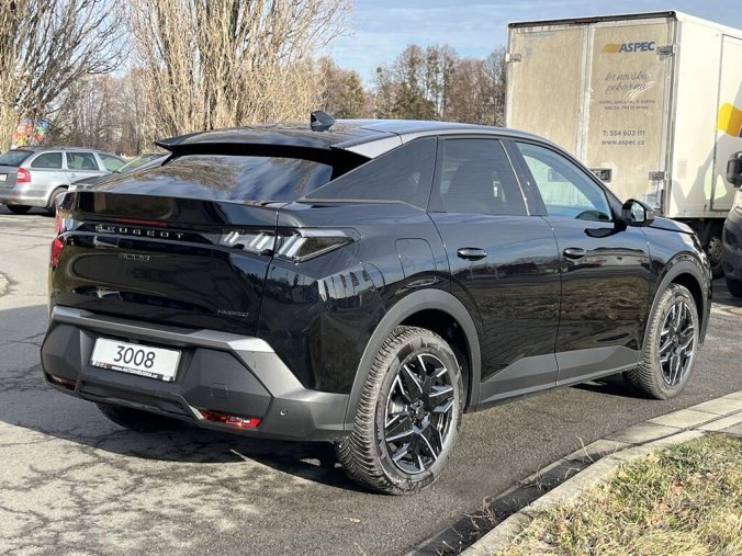 Peugeot 3008, Peugeot 3008 ALLURE Hybrid 145 e-DCS6, barva černá