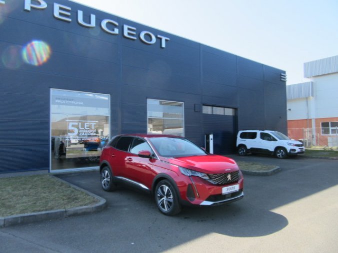 Peugeot 3008, ALLURE 1.2 PureTech 130k EAT8, barva červená
