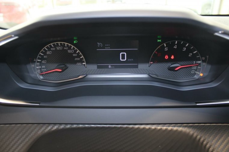 Peugeot 208, Peugeot 208 STYLE PureTech 100 S&S MAN6, barva žlutá