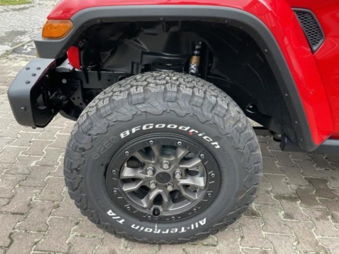 Jeep Wrangler, Unlimited Rubicon 392, barva červená