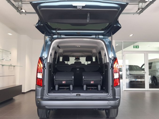 Peugeot Rifter, Peugeot Rifter LONG ALLURE BlueHDi 130 MAN6, barva modrá