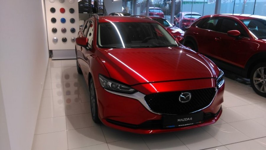 Mazda 6, 2.2D, barva červená
