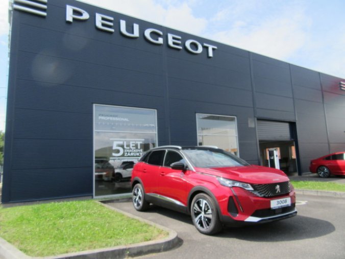 Peugeot 3008, GT 1.5 BlueHDi 130 S&S EAT8, barva červená