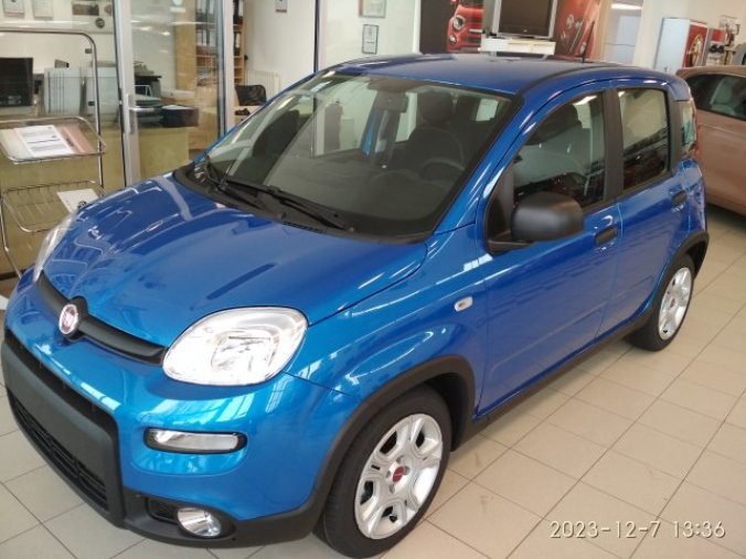 Fiat Panda, 1.0 70k COLD Italia, barva modrá