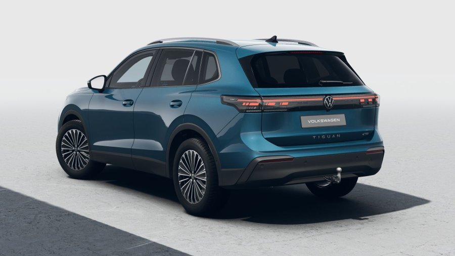 Volkswagen Tiguan, Tiguan People 1,5 eTSI 110 kW mHEV, barva modrá