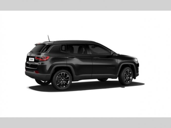 Jeep Compass, 1.3 130 PS NIGHT EAGLE skladem, barva černá