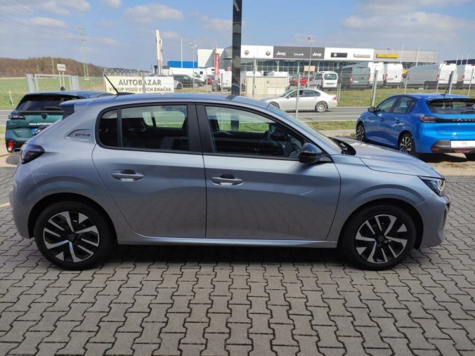 Peugeot 208, Peugeot 208 STYLE 1.2i 100k MAN6, barva stříbrná