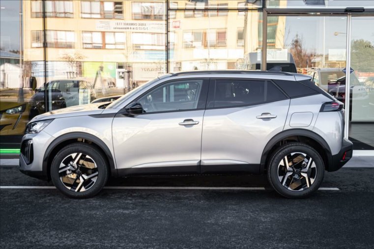 Peugeot 2008, Peugeot 2008 1,2 ALLURE PT 130 S&S EAT8, barva stříbrná